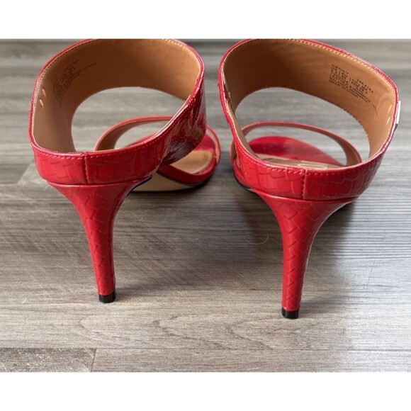 Calvin Klein Red Embossed Patent Leather Cecily Heels Size 9.5 - Picture 4 of 9